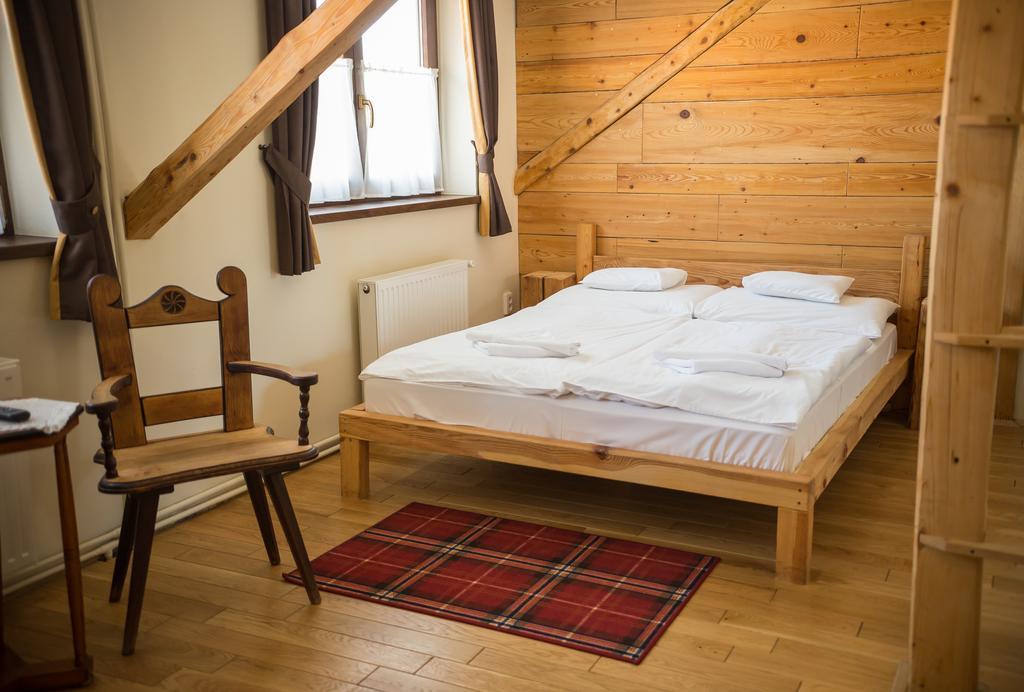 Revesz Hotel, Restaurant And Rosa Spa Дьор Екстериор снимка